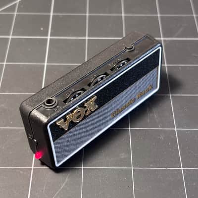Vox amPlug 2 Classic Rock Battery-Powered Guitar Headphone Amplifier 2015 - 2019 - Black / Silver image 6