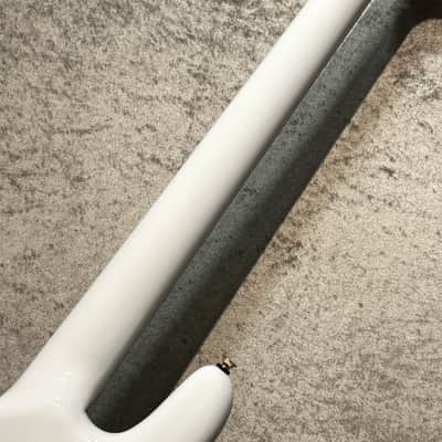 Spector Euro 5 CST Black & Blue w/White Back Gloss [3.98kg] image 12