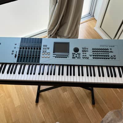 Yamaha Motif XS 8 Production Synthesizer 2000s - Gray image 1