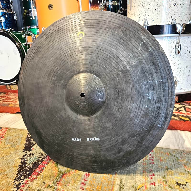 Name Brand 18" Vinyl Crash Cymbal 1240g image 1