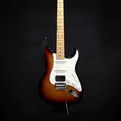 Suhr Classic S HSS with Maple Fretboard 2018 - Present - 3 Tone Burst image 1