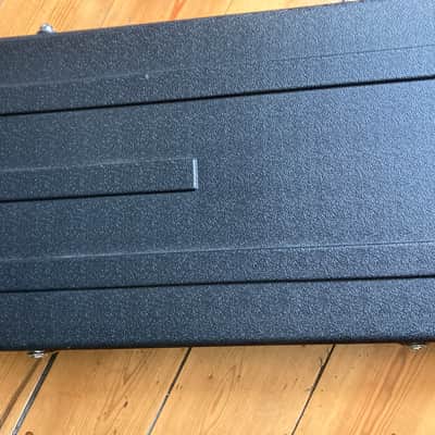Stagg ABS Bass Guitar Hard Shell Case image 3