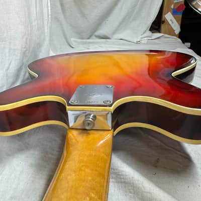 Fender Coronado I 1 Semi-Hollowbody Guitar with Case - Sunburst image 24