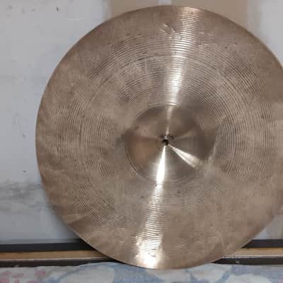 Zildjian  18" Avedis Crash Made In Canada  Traditional image 7