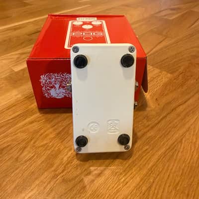 Electro-Harmonix Nano POG Polyphonic Octave Generator 2015 - Present - Red / White image 2