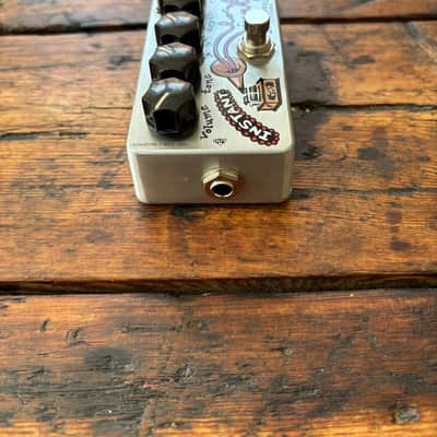 Zvex Vexter Series Instant Lo-Fi Junky Chorus/Vibrato 2010s - Silver with Graphic image 4