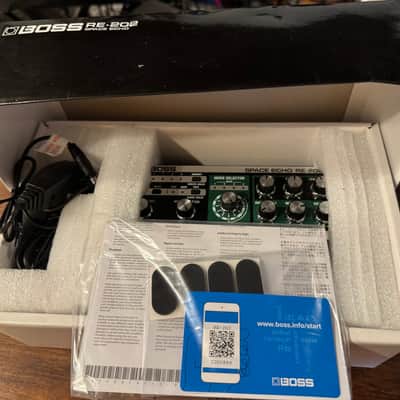 Boss RE-202 Space Echo 2022 - Present - Black / Green image 1