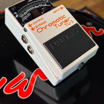 Boss TU-3 Chromatic Tuner 2009 - Present - White image 6