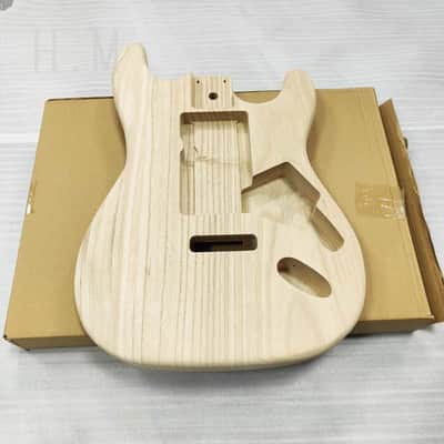Unfinished Poplar Wood Stratocaster Strat Style Body image 5