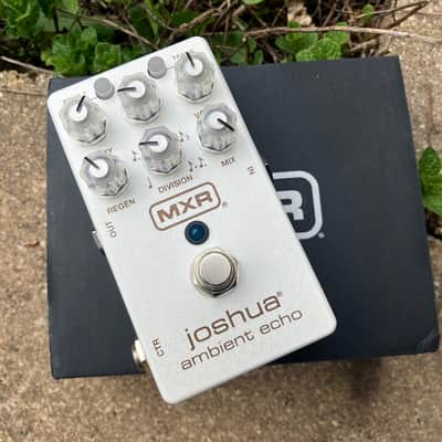 MXR M309 Joshua Ambient Echo 2024 - Present - White image 1