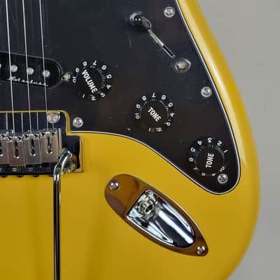 2025 Fender Player II Modified Stratocaster - Sunshine Yellow image 16