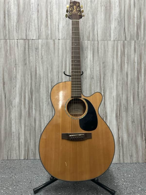 Takamine  EG440SC Acoustic/ Electric Natural Gloss Finish image 1