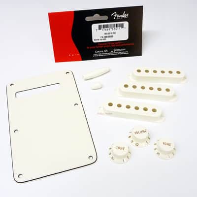 Genuine Fender PARCHMENT Stratocaster Accessory Kit - BackPlate, Knobs, Covers