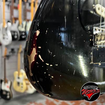 Fender   Custom Shop Stratocaster Dav ID Gilmour Relic Black Black Over 3 Color Sunburst image 3