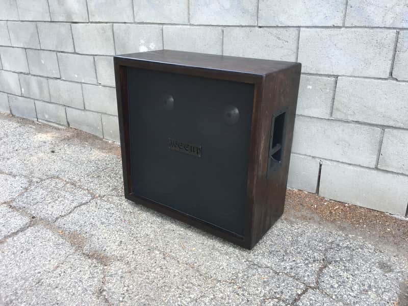 Jessup 4x12 Dark Brown loaded with 2x Sunn Transducers and Celestion Marshall g12's imagen 1