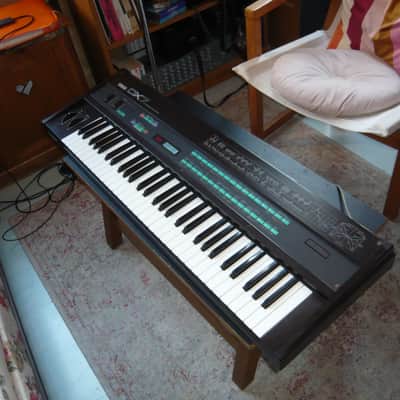 Yamaha DX7 Programmable Algorithm Synthesizer Mark 1 (1983 - 1987) - Chocolate Black image 2