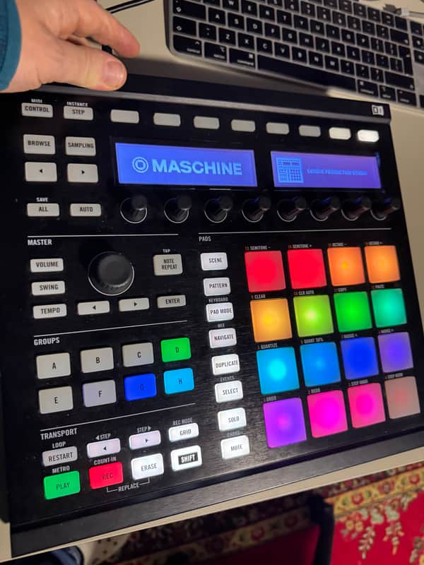 Native Instruments Maschine MKII 2010s - Black image 1