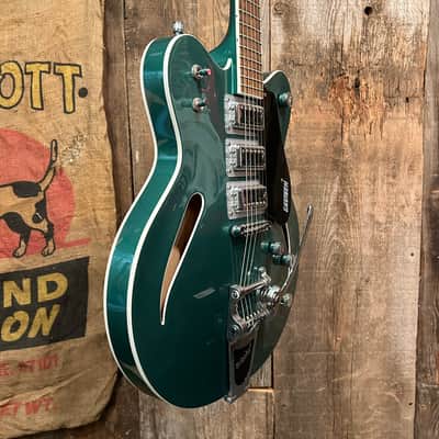 Gretsch G5622T-CB Electromatic Center-Block Double Cutaway 3-Pickup 2015 - 2016 - Georgia Green image 3