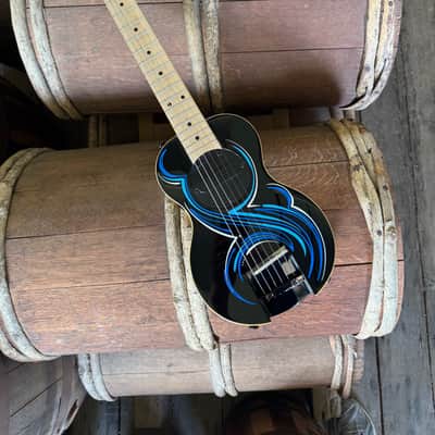 G-Sharp OF-1 Travel Guitar, Three Tone Sunburst (g# tuning, comes w/ gig bag) image 2