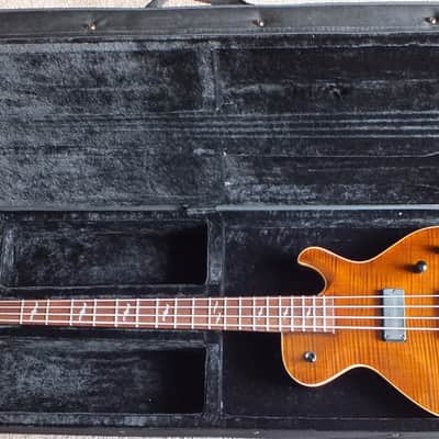 Dean USA Custom Shop "Deceiver" Bass Guitar 2009 - Walnut image 8