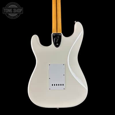 Fender Limited Edition American Vintage II 1973 Stratocaster MP Olympic White w/case image 3
