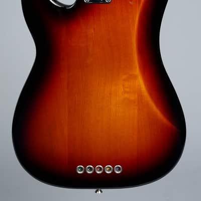 Fender American Professional Precision Bass V 2016 - Three Tone Sunburst image 5