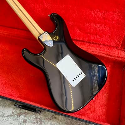 MIJ Fender Stratocaster ST72-55 c 1985 - Blackie original vintage E serial fujigen Japan image 7
