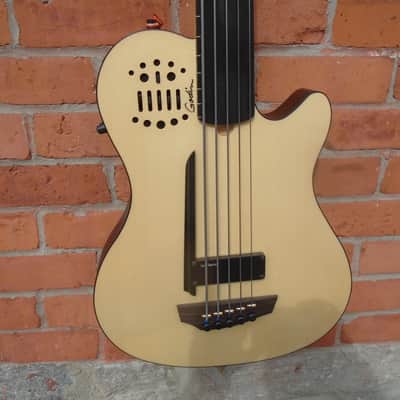 Godin  A5 Ultra Fretless A/E bass guitar w/bag,sf image 2