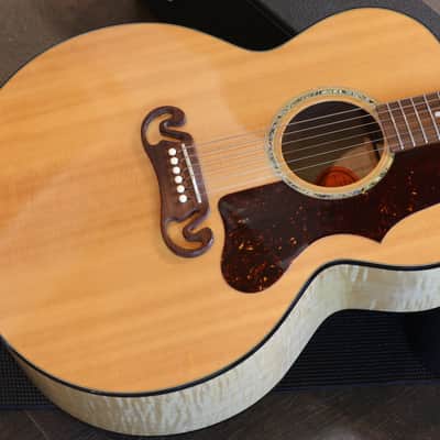 Case Queen! 2001 Gibson J-100 Xtra Jumbo Acoustic Guitar Antique Natural + OHSC image 2