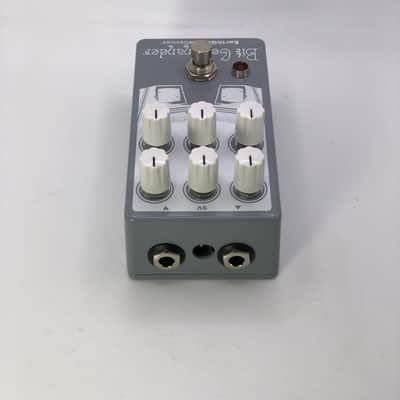 Earthquaker Devices Bit Commander Analog Octave Synth V2 (USED) image 3