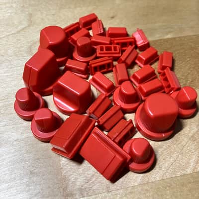 Knob / Button Set - TB-303 / TT-303 / RE-303 - RED