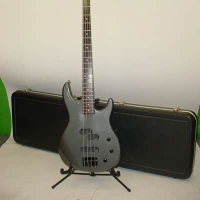 Peavey Foundation S USA 4-String Bass Guitar with EMG Pickups Includes Case image 1