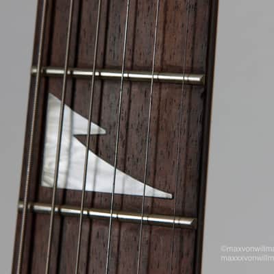 Spectrum AIL 95SS Custom Pro "Shark" Style Electric Guitar - Silver image 10