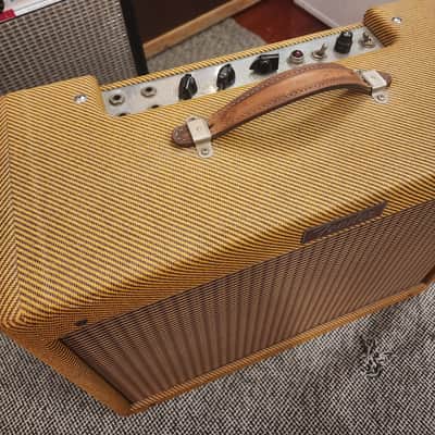 Fender Deluxe 5E3 Narrow Panel 15-Watt 1x12" Guitar Combo 1955 - 1960 - Tweed image 2