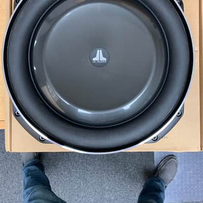 JL Audio 13TW5V2 13.5" 4 ohm Subwoofer (item #2 of 3 that are for sale) image 1