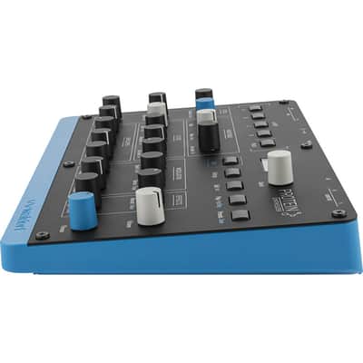 Waldorf Protein - 8 Voice Wavetable Synth with ASIC Microwave Oscillators, 4 Layers, Arpeggiator, Step Seencers, MPE, 2 Effect Slots, USB-MIDI, Compact and Lightweight image 7