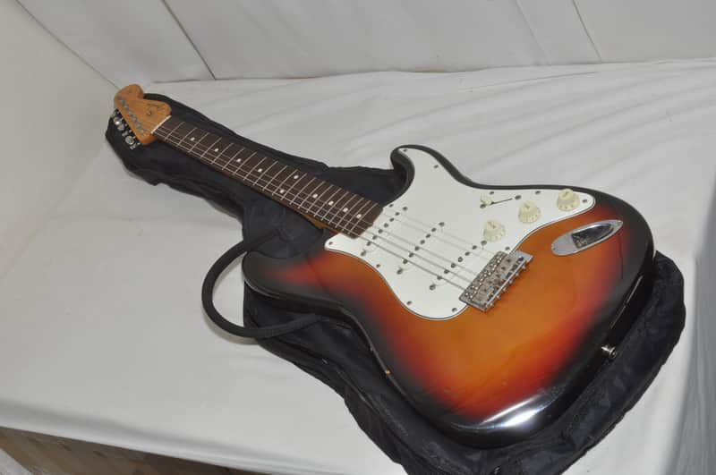 Fender Japan Stratocaster Electric Guitar Ref No 7131 image 1