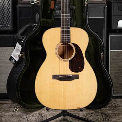Martin 00-18 Standard Series Electric Guitar with Hardshell Case image 13