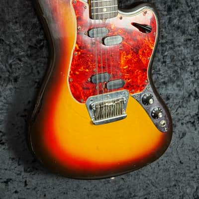 Fender Electric XII from 1966 in 3-tone sunburst with case image 7