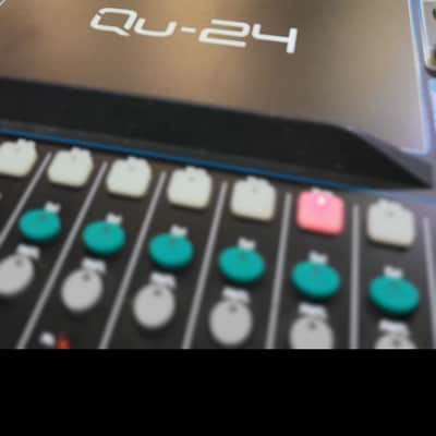 Allen & Heath QU-24 Digital Sound Board 2019 - Present - Black image 4