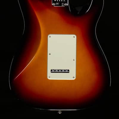 Fender American Ultra Stratocaster Rosewood Fingerboard Ultraburst Left-Hand (267) image 4