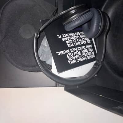 Beats by Dre Solo HD 2010s - Black image 2