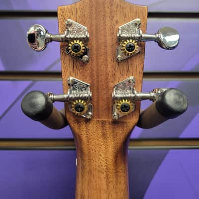 USED Lanikai Model OA-C Oak Concert Size Acoustic Ukulele w/ Gig Bag image 8