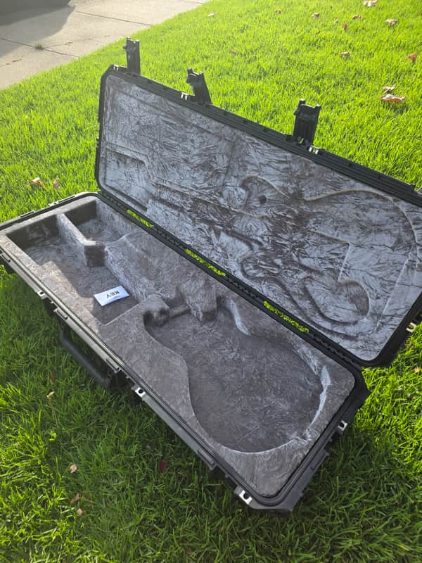 SKB 3i-4212-PRS iseries waterproof case - Black image 1