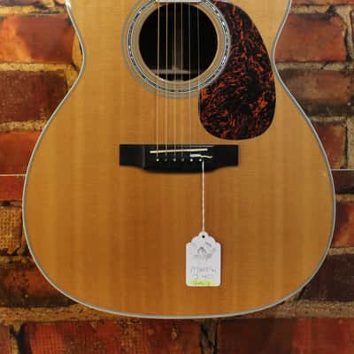 2003 Martin Standard Series J-40 — Natural image 1