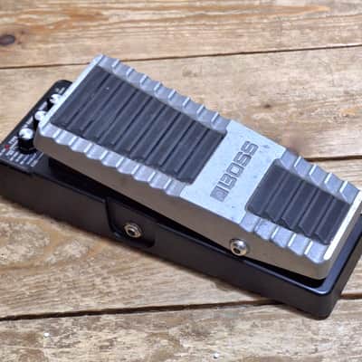 Boss PW-10 V-Wah Pedal - Programmable Wah Pedal - image 2