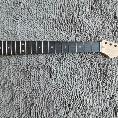 RNC Customs Stratocaster 2026 - Rosewood image 7