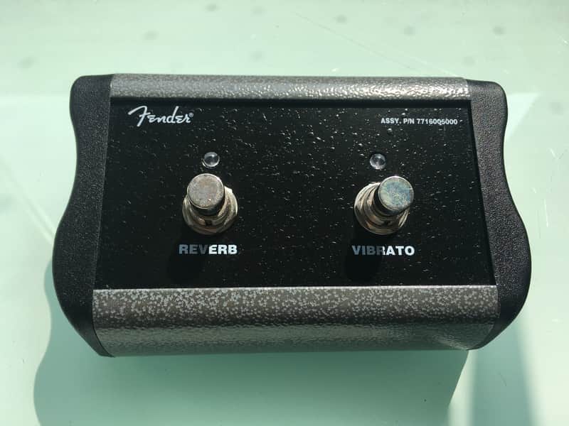 Fender FENDER Amplifier 2-Button Footswitch Reverb Vibrato image 1