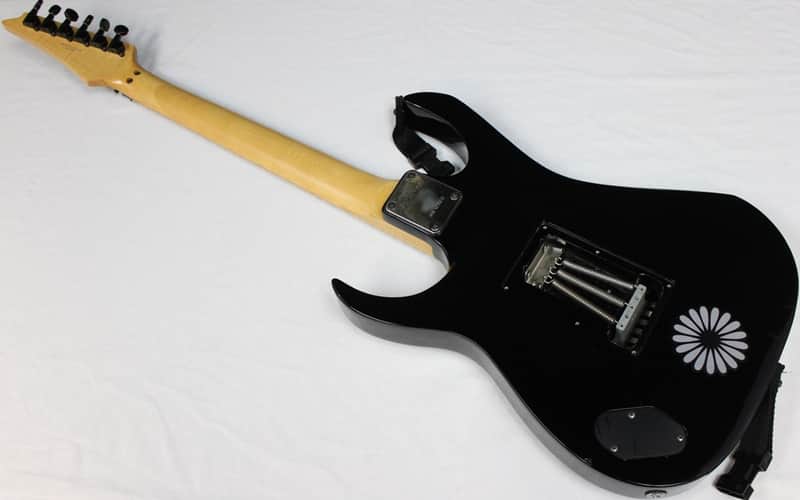 1995 Ibanez RG550 Electric Guitar w/HSC Black Maple Fretboard