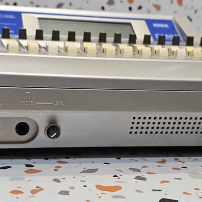 Korg D1600 16-track digital recording studio with built-in mixer image 20